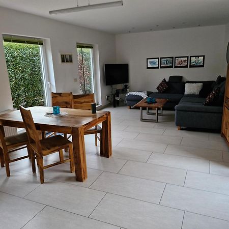 Ferienhaus An Der Brunnenaue 4 Sterne, E-Ladestation Am Haus, Wlan, Netflix, Garten Sagard Buitenkant foto